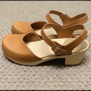 Tan Leather Mules